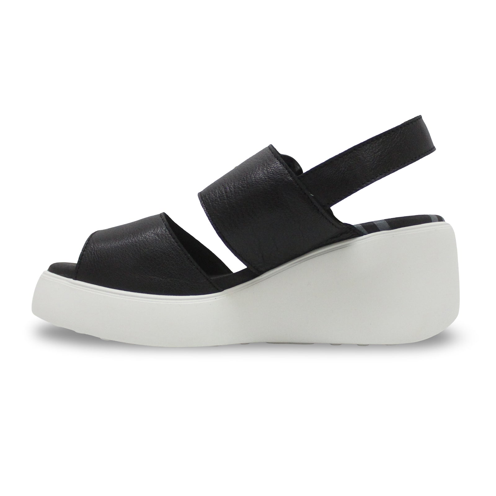 Fly London DIGO939FLY Mousse Leather Womens Sandals#color_black