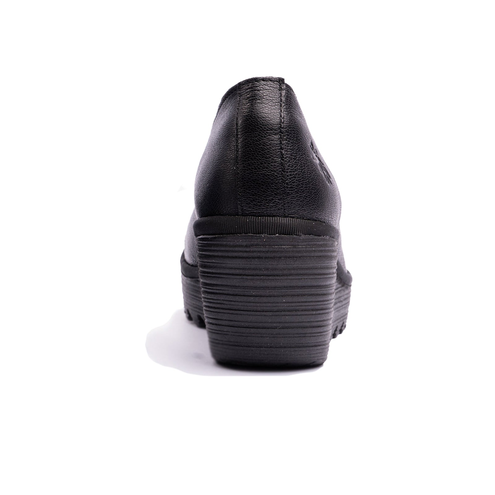 Fly London YUBI480FLY Mousse Leather Womens Shoes#color_black