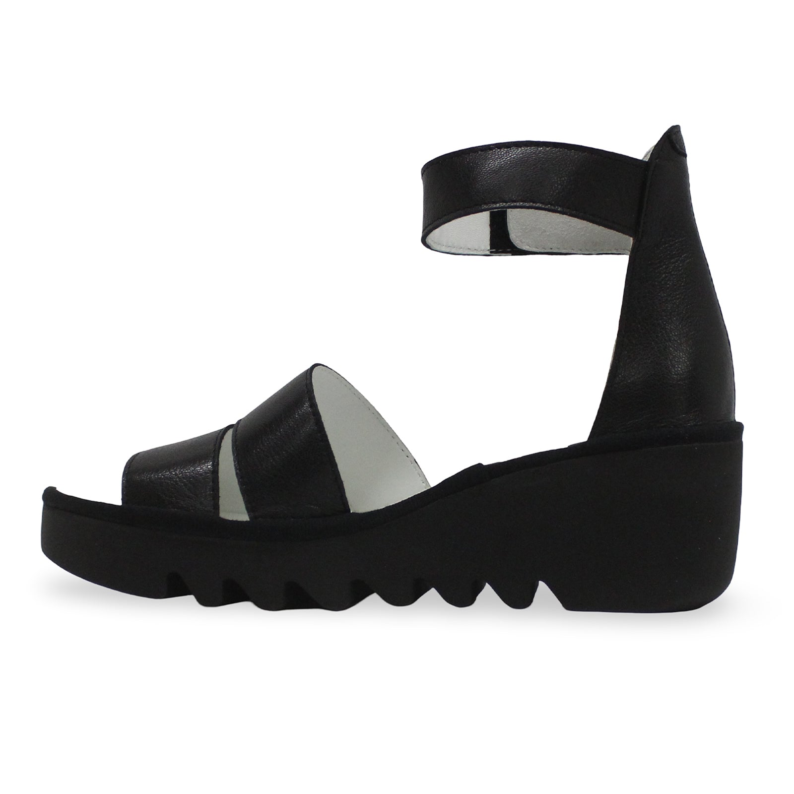 Fly London BONO290FLY Mousse Leather Womens Sandals#color_black