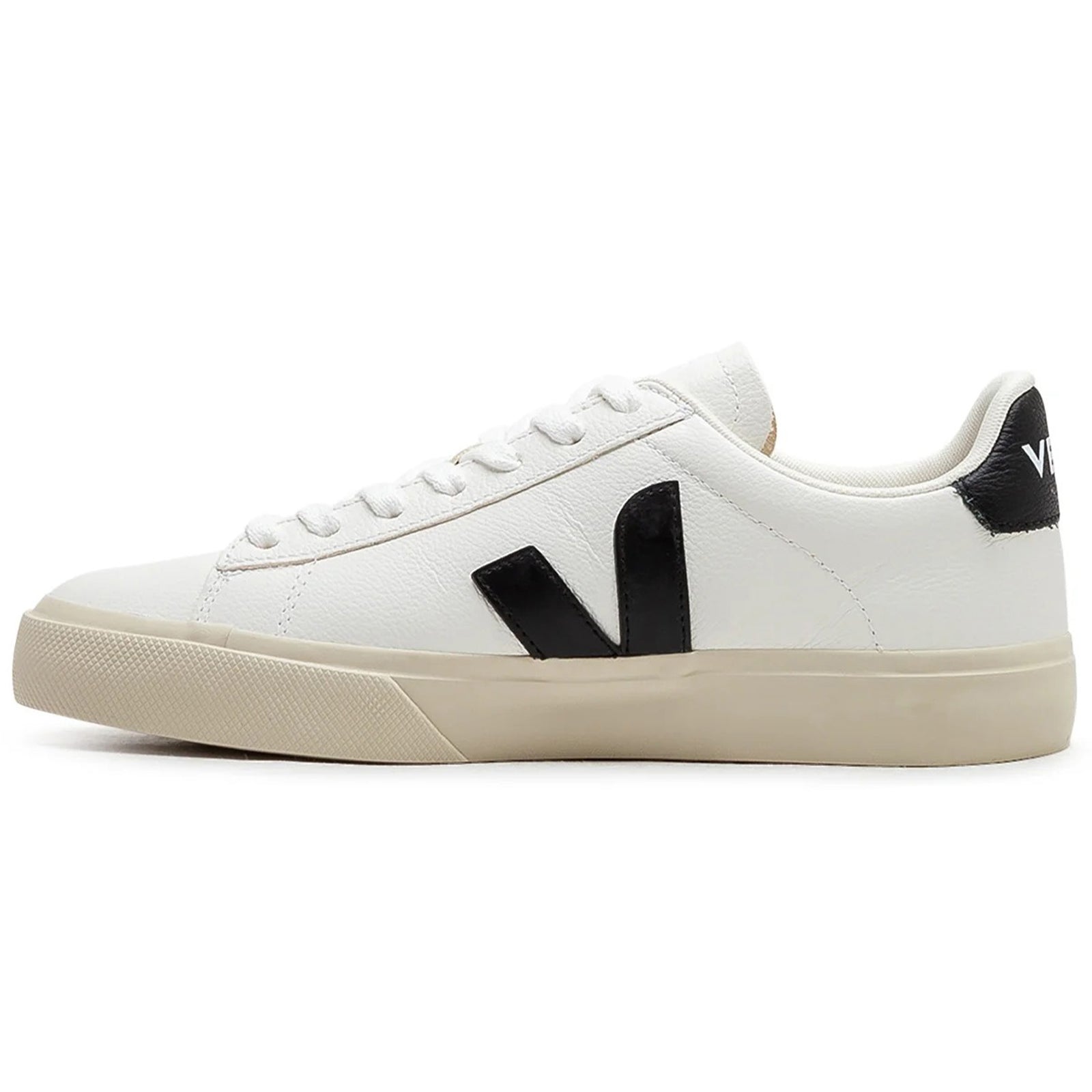 Veja Campo Chromefree Leather Mens Trainers#color_white black