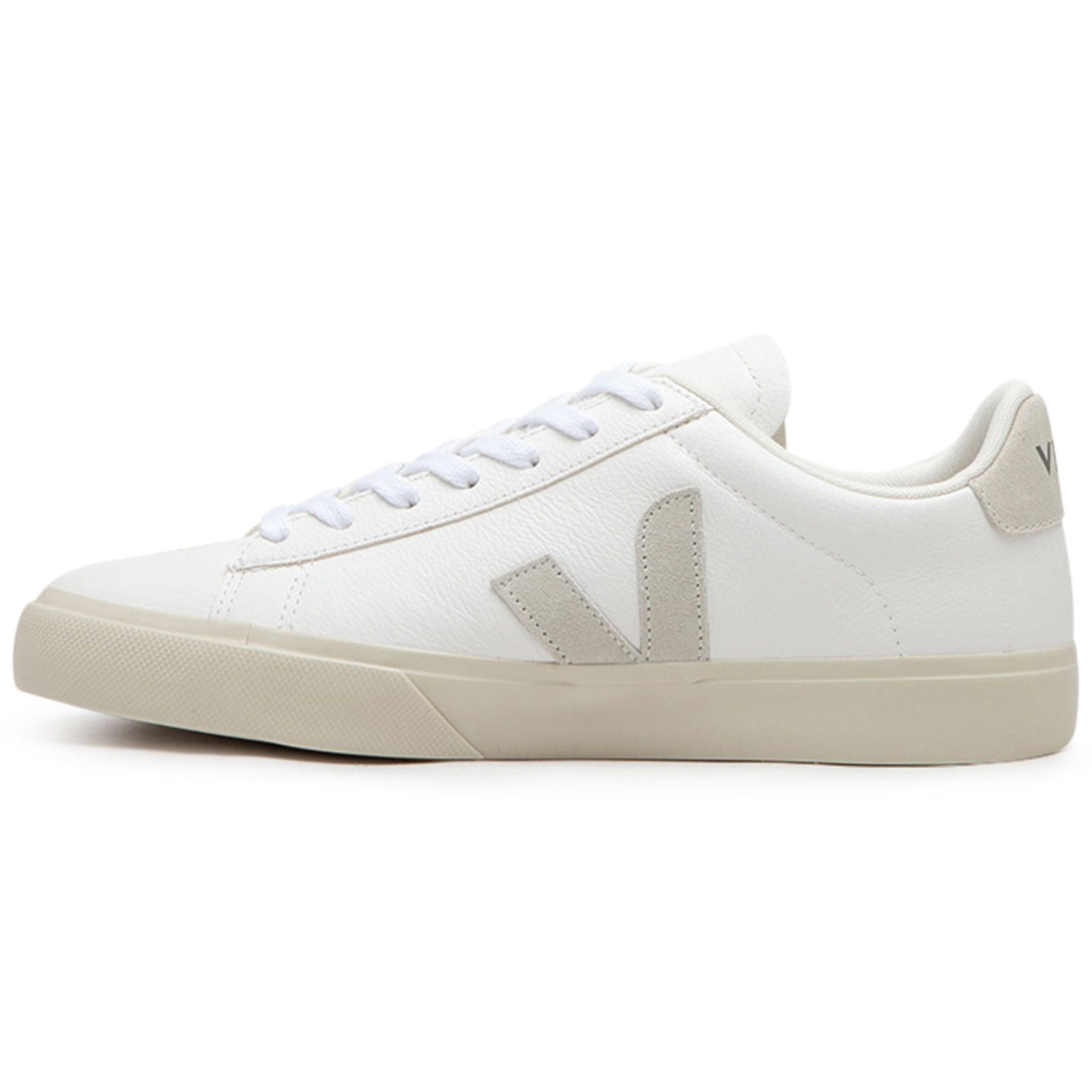 Veja Campo Chromefree Leather Womens Trainers#color_white natural
