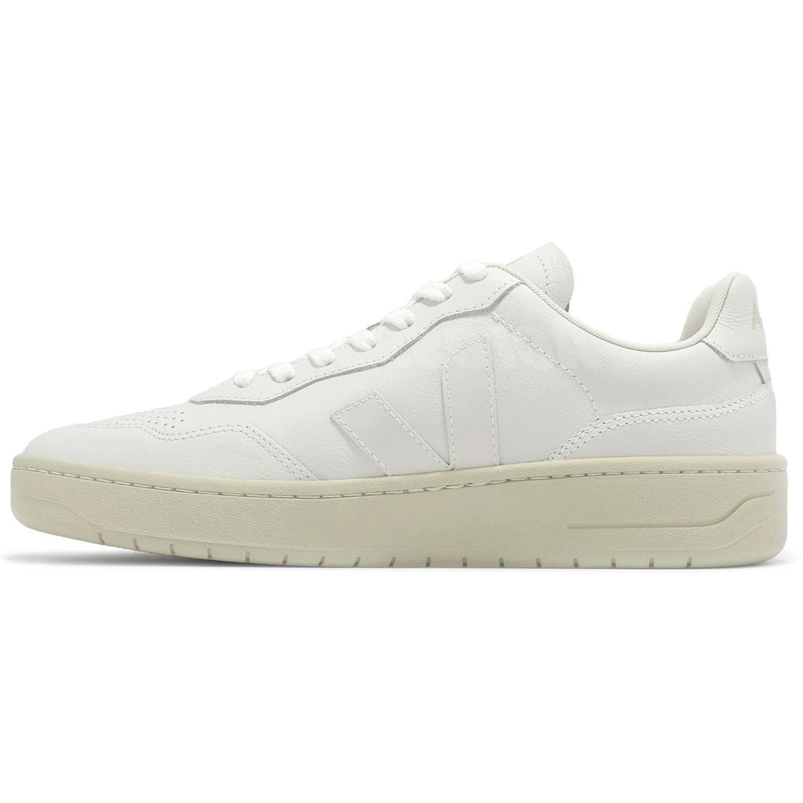 Veja V-90 Organic Traced Leather Womens Trainers#color_white