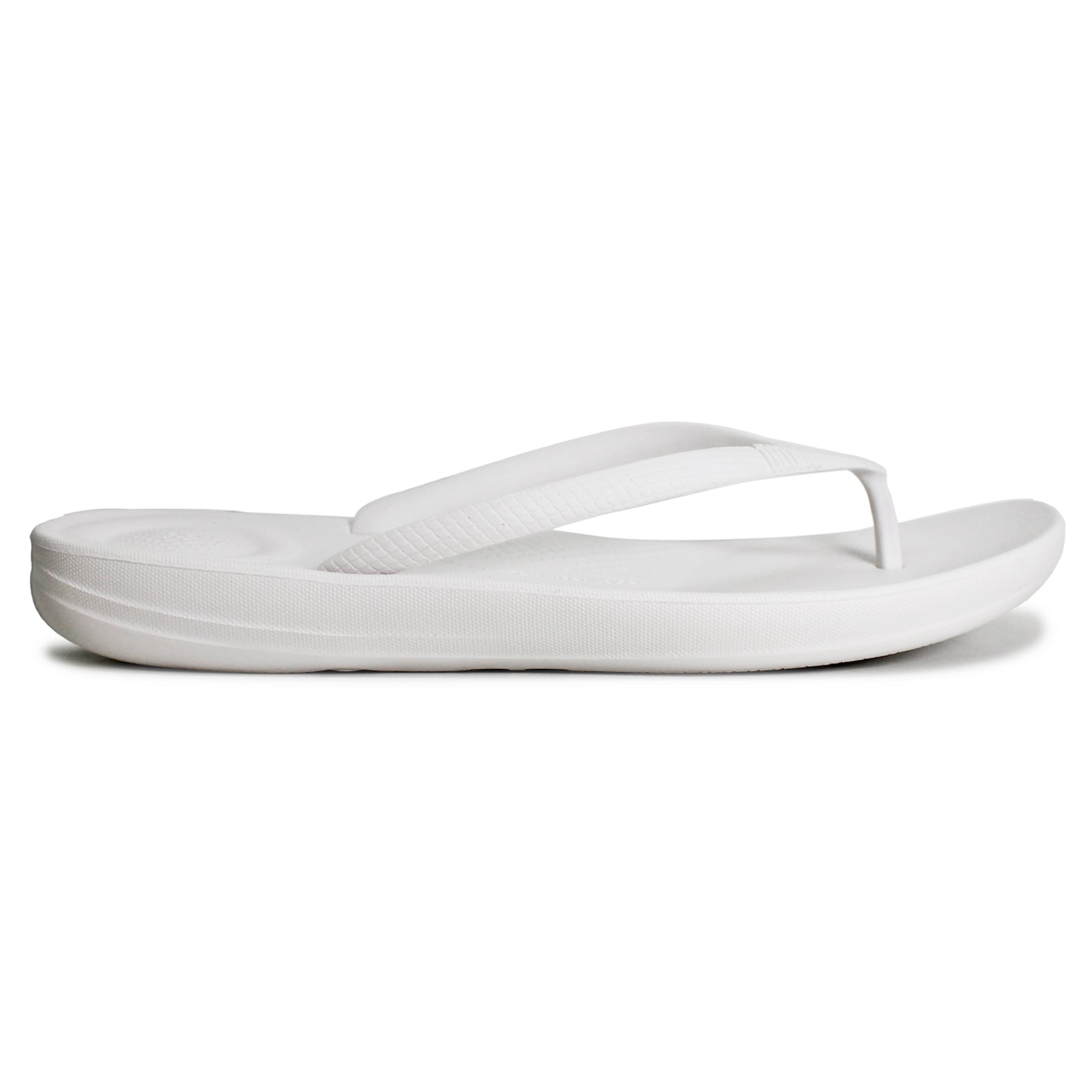 FitFlop Iqushion Rubber Womens Sandals#color_urban white