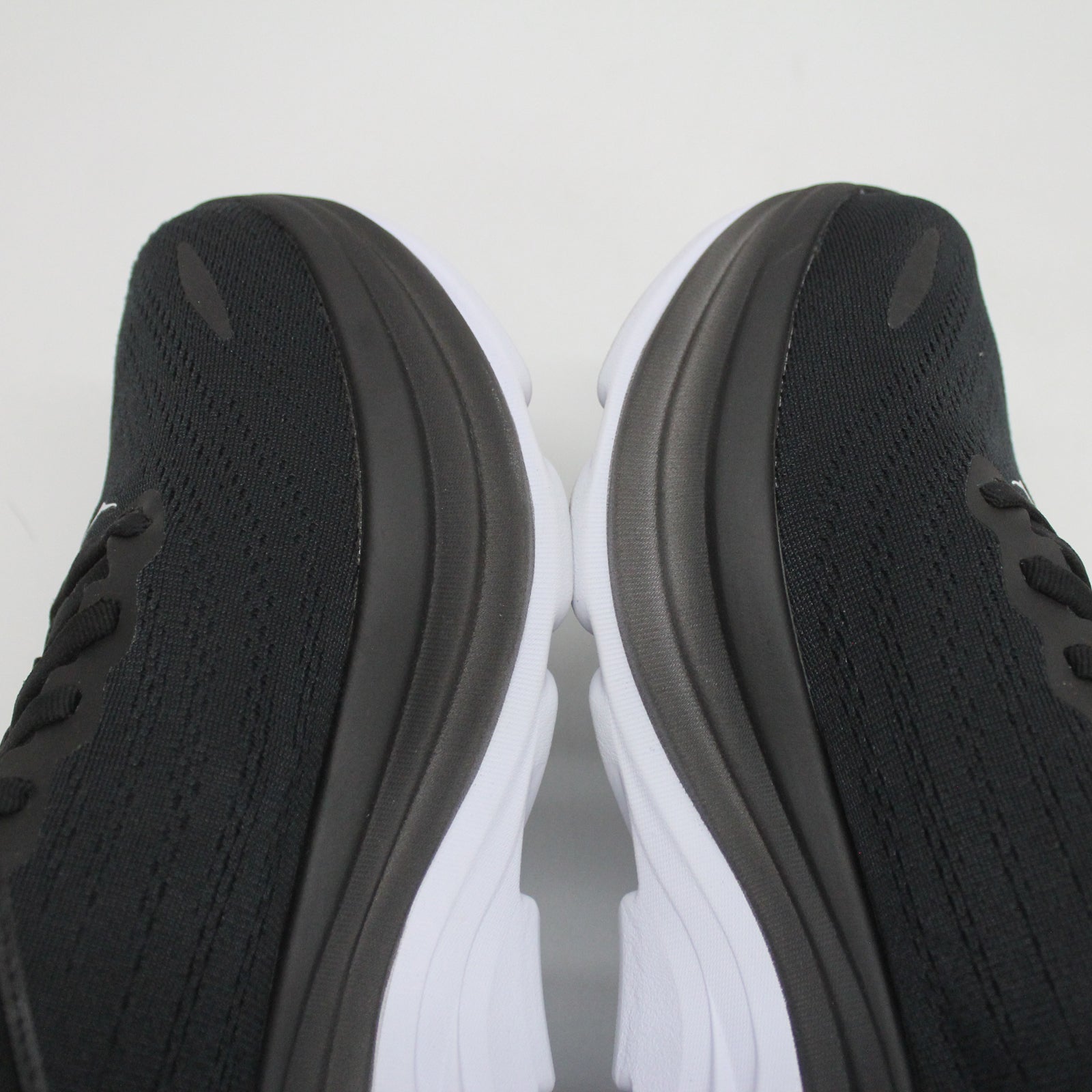 Hoka Bondi 8 1123202-BWHT Textile Mens Trainers - Black White - 9#color_black white