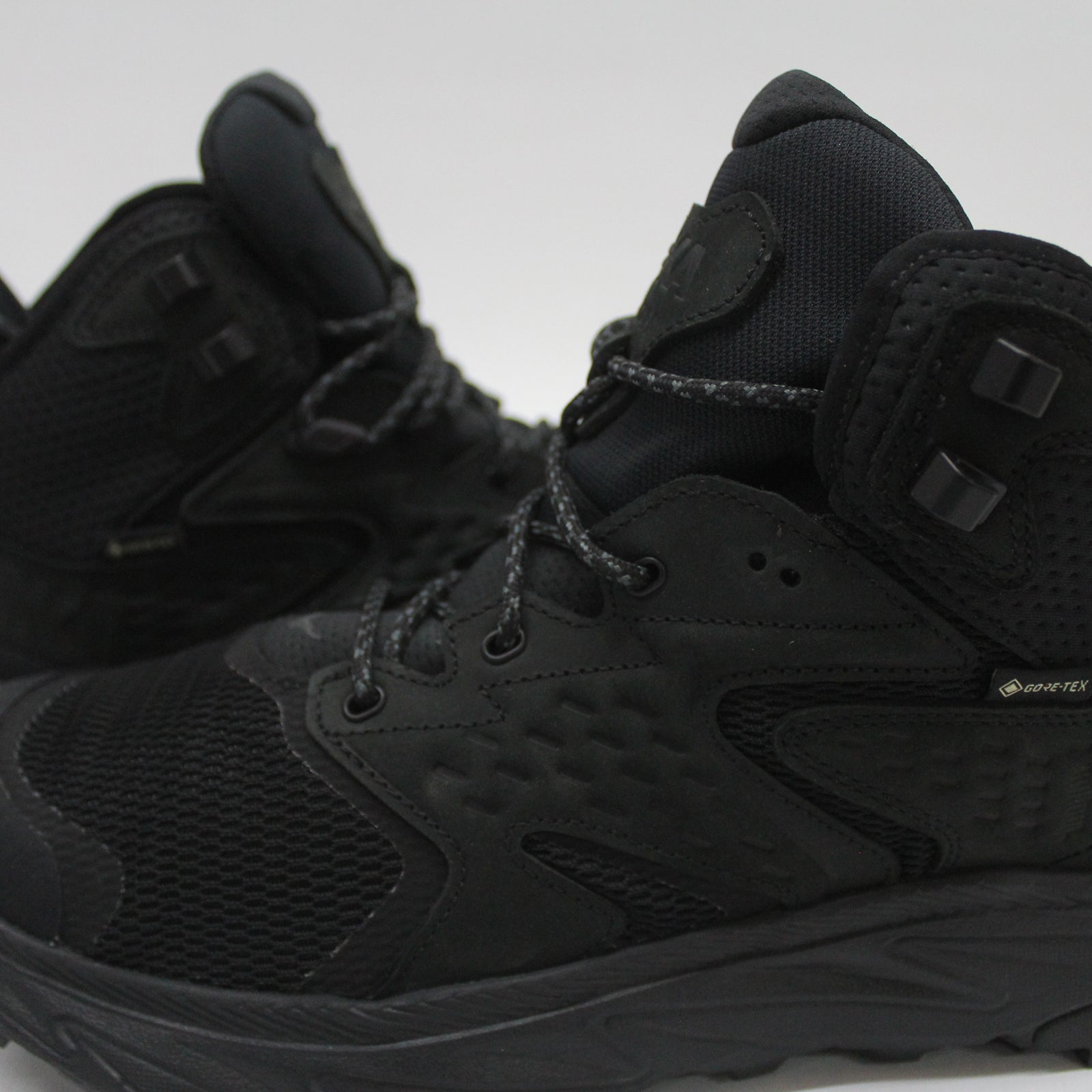 Hoka Anacapa 2 Mid GTX 1141633F-BBLC Nubuck Textile Mens Trainers - Black Black - 8.5#color_black black