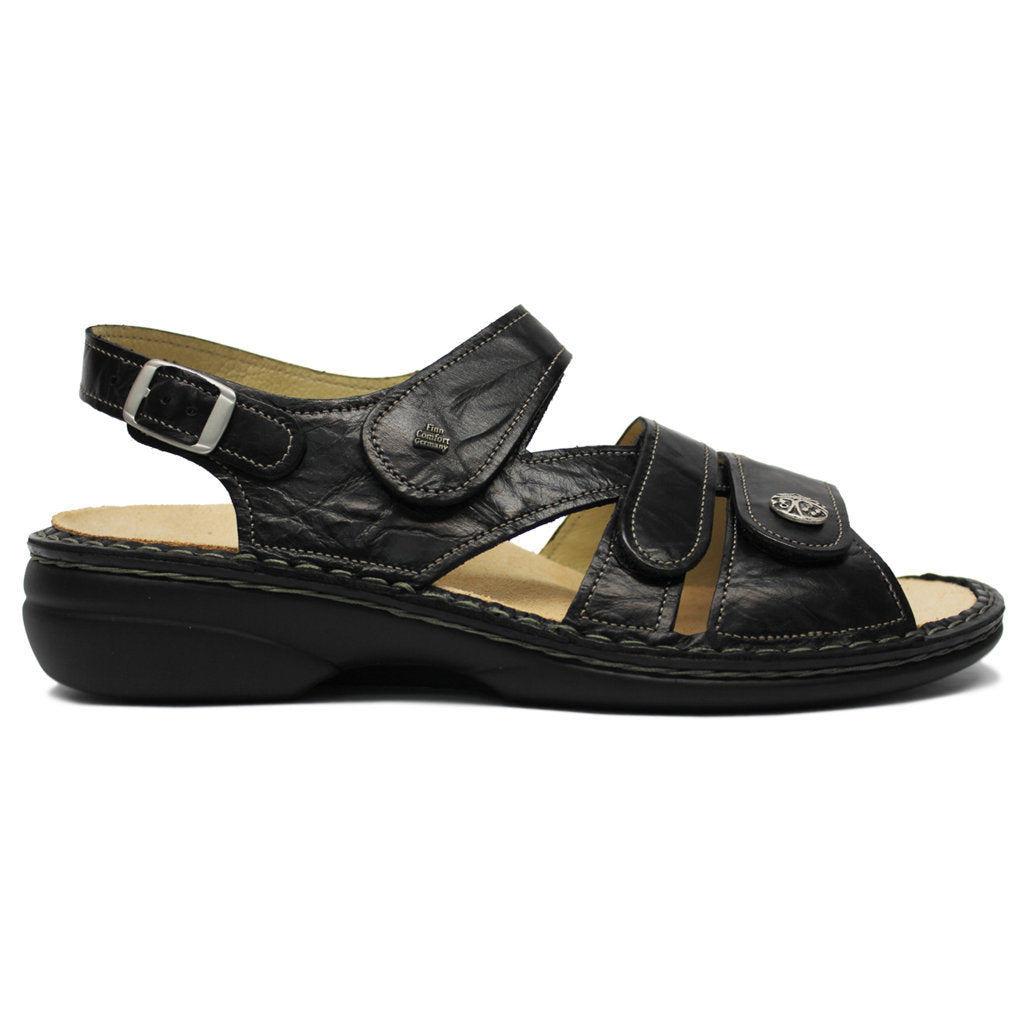 Finn Comfort 2562 Gomera Plisseelight Black Womens Sandals#color_black