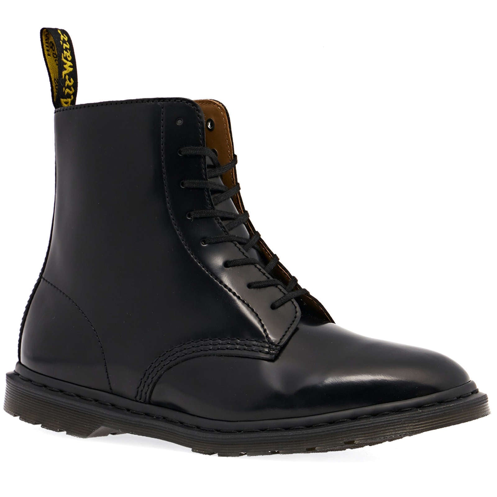 Dr.Martens Winchester II Polished Smooth Leather Mens Boots#color_black