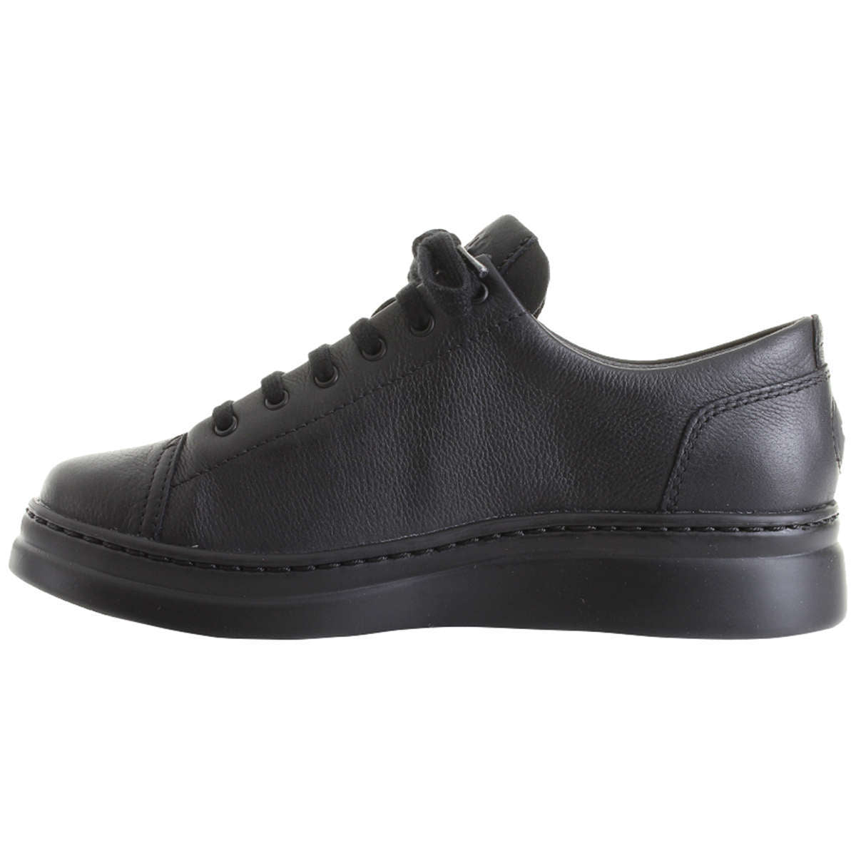 Camper Runner Up Calfskin Leather Women's Low-Top Trainers#color_black