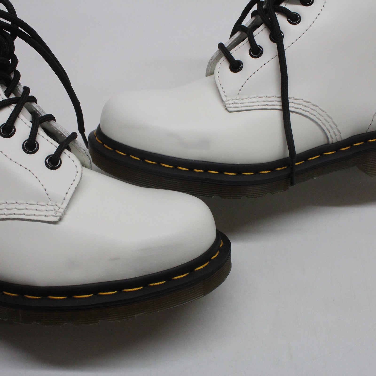 Dr. Martens 1460 11822100 Smooth Leather Unisex Boots - White - 6#color_white