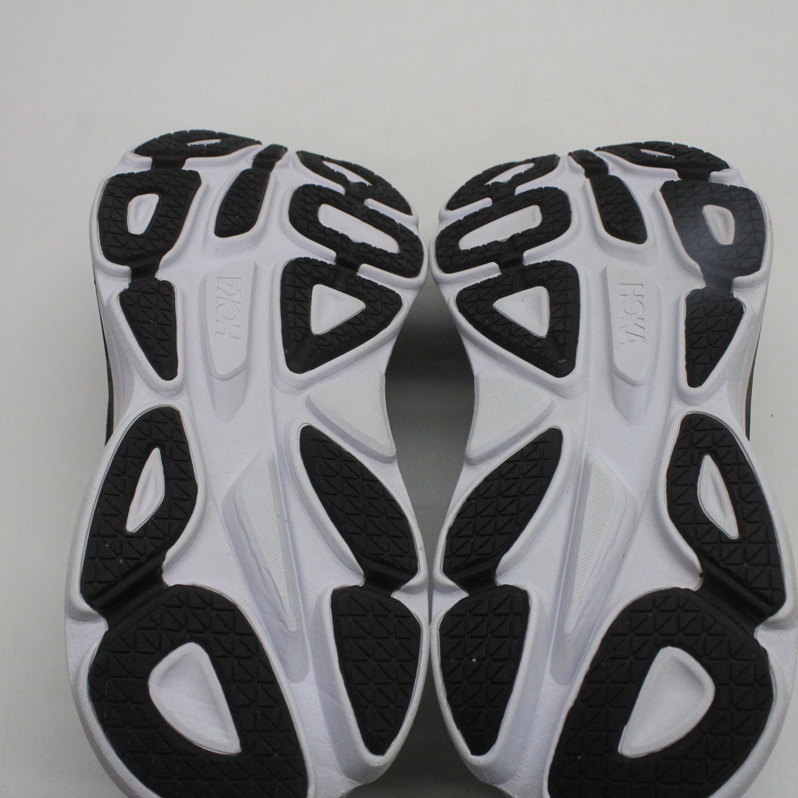 Hoka Bondi 8 1127952-BWHT Textile Womens Trainers - Black White - 8#color_black white